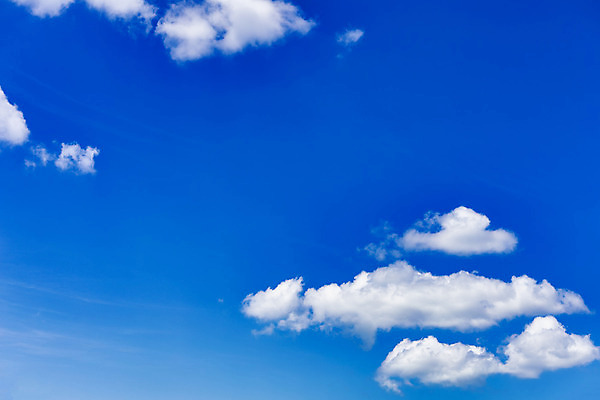 포토 JPG 해외이미지 구름 계절 백그라운드 패턴 자연 벽지 하늘 바람 날씨 추상 풍경 사람없음 야외 여름 파란색 빛 햇빛 태양 우주 환경 맑음 봄 자유 흰색 전원 오픈 분위기 장면 천국 솜털 내추럴 오존 해외202008 해외포토 자연요소 컬러 컨셉 무늬 전기에너지 생태계 파일형식