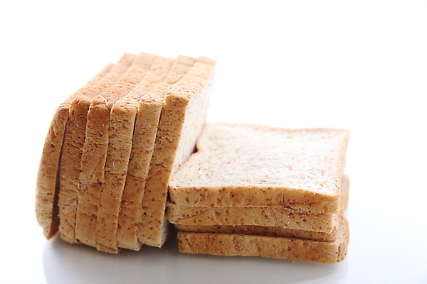 포토 JPG 해외이미지 실내 사람없음 식빵 흰배경 슬라이스 맛있는 해외202008 해외포토 빵 백그라운드 내부 흰색 파일형식