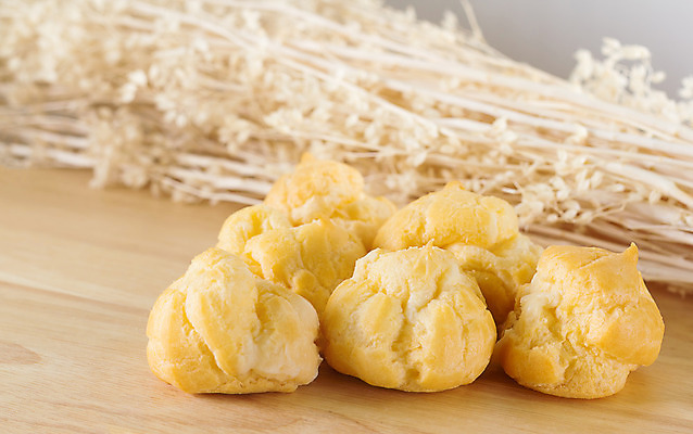 포토 JPG 해외이미지 음식 백그라운드 디저트 건강 요리 사람없음 갈색 빵집 흰색 황금 닫기 달콤 맛 가루 설탕 굽기 가득함 크림 퍼프 프랑스어 폭식 고립 미니 바닐라 페스츄리 핸드메이드 맛있는 해외202008 해외포토 문자 빵 컬러 컨셉 모션 상점 구이 파일형식