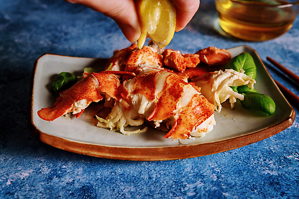 포토 JPG 해외이미지 접시 탁자 건강 육류 갑각류 요리 사람없음 주방 식당 식사 저녁식사 게 뜨거움 고급 맛 그릴 먹기 레몬 해산물 준비 꼬리 점심식사 삶기 식품점 집게발 핸드메이드 맛있는 해외202008 해외포토 동물 식기 가구 컨셉 과일 식재료 모션 주방용품 상점 파일형식