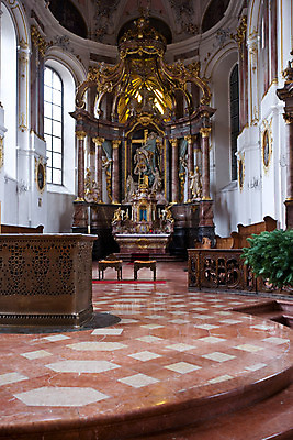 포토 JPG 해외풍경 해외 건축물 건축 유럽 종교 외국문화 창문 해외건축 종교건축 독일 실내 사람없음 건물 장식 세로 관광지 세계 교회 기둥 천장 대리석 마인츠 바로크양식 국내포토 나라 문화 여행 재료 풍경 내부 파일형식