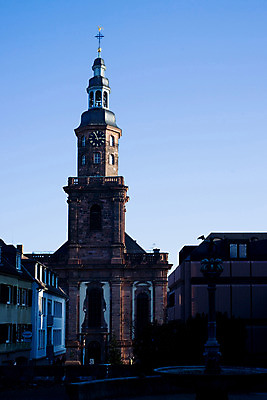 포토 JPG 주간 해외풍경 해외 건축물 건축 유럽 종교 외국문화 십자가 해외건축 종교건축 하늘 독일 풍경 사람없음 야외 건물 세로 관광지 세계 교회 도시 그늘 시계탑 보름스 국내포토 자연요소 나라 문화 여행 탑 파일형식