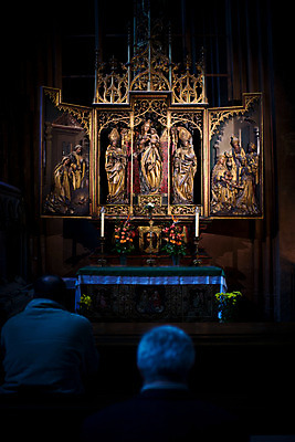 포토 JPG 해외풍경 해외 유럽 종교 외국문화 독일 실내 사람 세로 관광지 세계 성당 도시 예배 마인츠 마인츠대성당 국내포토 나라 문화 여행 종교건축 풍경 내부 파일형식