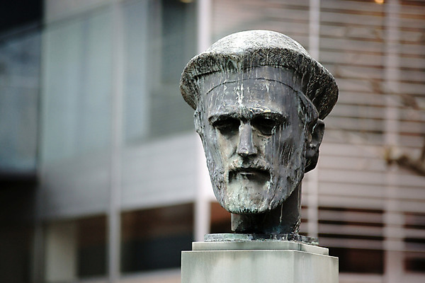 포토 JPG 주간 해외풍경 해외 유럽 외국문화 독일 사람없음 야외 가로 관광지 세계 조각상 도시 작품 마인츠 청동상 국내포토 자연요소 나라 문화 여행 미술 풍경 조형물 파일형식