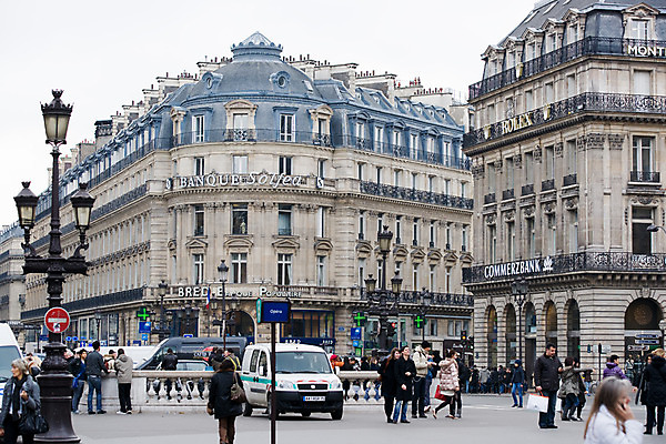 포토 JPG 주간 해외풍경 해외 건축물 건축 유럽 육상교통 외국문화 교통 가로등 자동차 유럽건축 조명 거리 사람 풍경 야외 건물 가로 관광지 세계 프랑스 도시 보행자 광장 파리_프랑스 국내포토 자연요소 공공시설 나라 문화 교통수단 여행 서양건축 파일형식