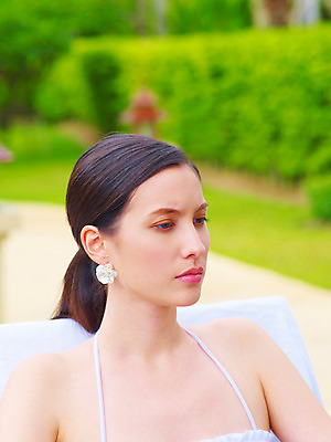 포토 JPG 주간 서양인 모델 해외기획촬영 해외 여자 여유 해외여행 여행 포즈 기획촬영 2009년태국 파타야 태국 리조트 휴식 수영장 한명 사람 근접촬영 상반신 20대 성인 야외 여름 여자만 여자한명만 성인여자만 청년만 청년여자만 성인한명만 청년여자한명만 성인여자한명만 성인만 국내포토 자연요소 외국인 1 계절 감정 아시아 뷰포인트 컨셉 청년 파일형식