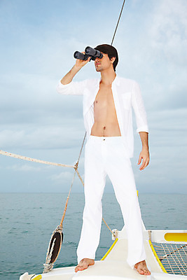 포토 JPG 주간 전신 서양인 구름 모델 해외기획촬영 남자 여유 바다 해외여행 여행 포즈 기획촬영 2009년태국 셔츠 요트 파타야 태국 하늘 휴가 휴식 한명 서기 사람 20대 성인 야외 여름 여름휴가 바캉스 망원경 흰색 그물 흰바지 남자만 남자한명만 성인남자만 청년만 청년남자만 청년남자한명만 성인한명만 성인남자한명만 성인만 국내포토 자연요소 외국인 1 해외 계절 감정 아시아 컬러 컨셉 상의 배_교통 바지 모션 청년 파일형식 여름_계절