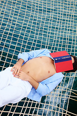 포토 JPG 주간 서양인 모델 해외기획촬영 남자 여유 바다 해외여행 여행 포즈 기획촬영 2009년태국 셔츠 요트 파타야 태국 휴가 휴식 한명 사람 상반신 20대 성인 야외 책 여름 여름휴가 바캉스 눕기 잠 그물 수면 흰바지 남자만 남자한명만 성인남자만 청년만 청년남자만 청년남자한명만 성인한명만 성인남자한명만 성인만 국내포토 자연요소 외국인 1 해외 계절 감정 아시아 컨셉 상의 배_교통 바지 모션 청년 물 파일형식 여름_계절