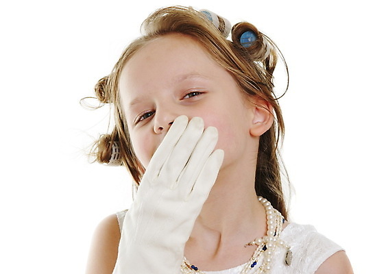 포토 JPG 해외이미지 백인 1 라이프스타일 헤어스타일 드레스 여자 행복 얼굴 어린이 장갑 백그라운드 셔츠 목걸이 한명 사람 빨간색 치마 금발 유행 기쁨 수확 흰색 달콤 복고 해외202008 해외포토 서양인 잡화 옷 감정 컬러 상의 농업 장신구 하의 생활 신체부위 맛 파일형식