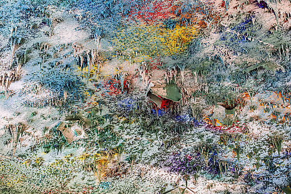 포토 JPG 해외이미지 모양 디자인 백그라운드 패턴 건축양식 추상 조명 주택 실내 미술 사람없음 내부 장식 빛 컬러풀 숫자 놀람 젖음 흰색 화려 신비 묘사 천장 질감 지하 조형 내추럴 석고 석회암 종유석 지질학 스타일 해외202008 해외포토 문자 교육 건축 감정 컬러 컨셉 무늬 문화예술 표정 건물 암석 파일형식