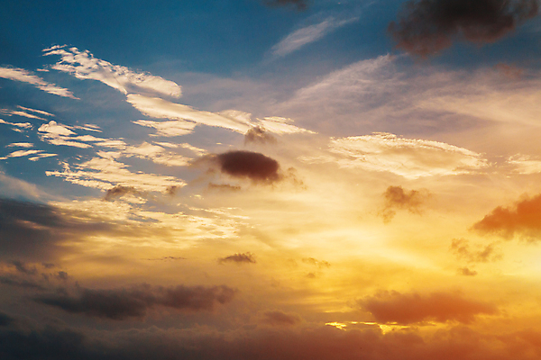 포토 JPG 해외이미지 구름 계절 여행 오렌지 자연 하늘 아침 추상 휴식 안테나 파노라마 풍경 사람없음 여름 파란색 빛 햇빛 태양 반사 노란색 평화 일출 맑음 황혼 일몰 새벽 낭만 자유 전원 분위기 황금 야간 저녁 장면 천국 웅장함 수평선 해외202008 해외포토 주간 자연요소 컬러 컨셉 무늬 과일 통신 날씨 촬영기법 노을 전기에너지 생태계 파일형식