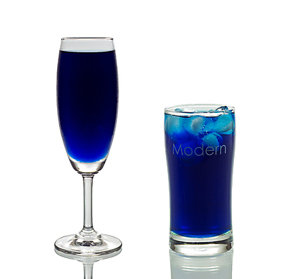 포토 JPG 해외이미지 음료 백그라운드 유리 사람없음 물 파란색 추위 흰색 신선 상쾌 해외202008 해외포토 자연요소 감정 컬러 재질 파일형식