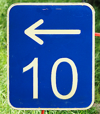 포토 JPG 해외이미지 캐릭터 라이프스타일 기념일 백그라운드 화살 안내 사람없음 장식 파란색 빛 컬러풀 숫자 금속 정보 흰색 가리킴 10 신용카드 방향 왼쪽 철 사인 쇼 초대 광택 통조림 타입 고립 방법 해외202008 해외포토 문자 컬러 재질 손짓 이벤트 생활 금융 파일형식