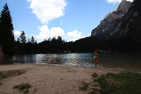 포토 JPG 해외이미지 라이프스타일 공원 유럽 호수 스포츠 여행 백그라운드 자연 하늘 휴가 산 파노라마 풍경 사람없음 물 여름 여행객 계곡 이탈리아 하이킹 연못 보트 오스트리아 숲 알프스 남쪽 내추럴 절정 해외202008 해외포토 자연요소 계절 공공시설 나라 배_교통 레저 촬영기법 사람 생활 방향 생태계 파일형식