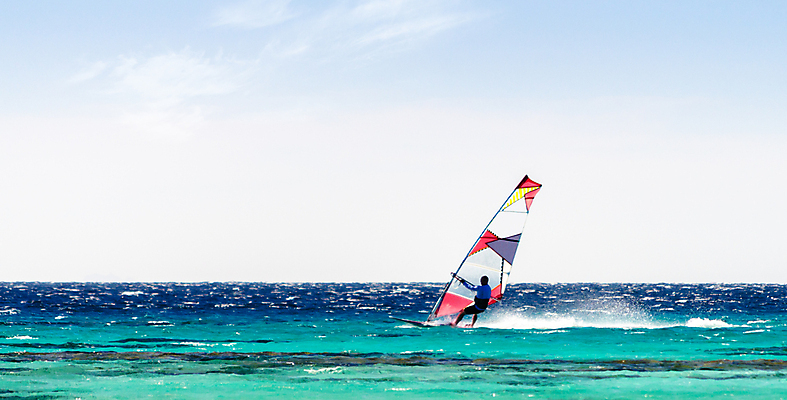 포토 JPG 해외이미지 구름 계절 스포츠 파도 바다 여행 자연 하늘 바람 휴가 열대 항해 이집트 풍경 사람없음 여름 파란색 서핑 승차 속도 휴양지 서퍼 라이더 파라다이스 혼자 수평선 해외202008 해외포토 자연요소 컬러 배_교통 모션 아프리카 날씨 운동선수 장소 수상스포츠 생태계 파일형식