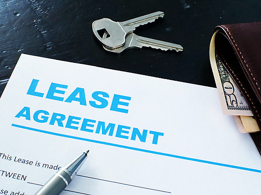 포토 JPG 해외이미지 종이 백그라운드 컨셉 비즈니스 부동산 아파트 주택 사람없음 금융 사무실 펜 재산 계약 서식 문서 대여 대출 렌탈 임대 정책 해외202008 해외포토 건물 경제 필기구 파일형식