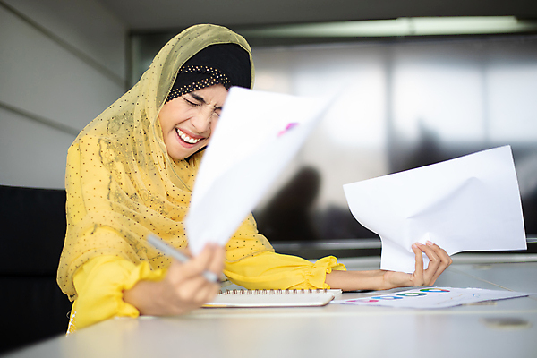 포토 JPG 해외이미지 백인 직업 여자 행복 무기 비즈니스 사업가 성공 노동자 함께함 한명 미소 사람 정장 성인 사무실 힘 흰색 축하 우승 업무 비즈니스맨 비즈니스우먼 그룹 동료 흥분 경영 승자 필승 해외202008 해외포토 서양인 1 옷 남자 감정 컬러 컨셉 관계 표정 최고 작업 직장인 파일형식