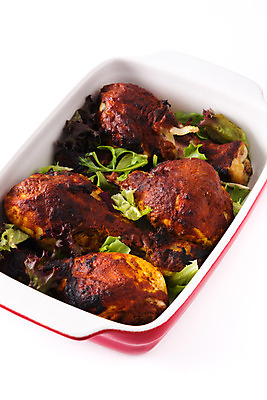 포토 JPG 해외이미지 전통 음식 고추 육류 동양인 사람없음 저녁식사 치킨 맛 인도인 굽기 허브 매움 레시피 후추 허벅지 고립 절임 해외202008 해외포토 외국인 식물 컨셉 채소 식재료 인종 신체부위 식사 구이 향신료 닭고기요리 파일형식