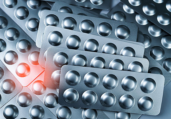 포토 JPG 해외이미지 산업 백그라운드 포장 추상 건강 병원 사람없음 치료 빛 글로벌 알약 약 쌓기 상점 회색 시장 은색 약국 은박지 질감 감염 처방 팩 수납 조제 반항 돌봄 볼록 진통제 치료제 항생제 해외202008 해외포토 컬러 컨셉 무늬 의학 모션 화장품 만들기 파일형식