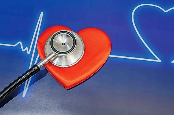 EPS 해외이미지 직업 웰빙 과학 백그라운드 컨셉 유니폼 일러스트 청진기 탁자 건강 병원 치료 빨간색 파란색 약 듣기 고통 장비 시험 환자 의사 흰색 기구 공구 하트 맥박 질병 심볼 측정 고립 돌봄 심장병 해외202008 해외일러스트 모양 옷 교육 감정 컬러 가구 의학 의료기기 모션 의료진 도구 파일형식 벡터