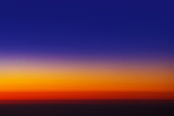 포토 JPG 해외이미지 구름 여행 백그라운드 날개 창문 교통시설 자연 하늘 추상 휴가 비행기 안테나 풍경 사람없음 파란색 빛 햇빛 태양 우주 일출 일몰 흰색 분위기 땅 항공 제트기 스카이라인 내추럴 대패 수평선 해외202008 해외포토 자연요소 컬러 교통 컨셉 무늬 통신 항공교통 대중교통 노을 시설 생태계 파일형식