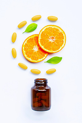 포토 JPG 해외이미지 조각 잎 오렌지 사람없음 알약 신선 플랫 달콤 약병 비타민C 해외202008 해외포토 식물 과일 약 맛 비타민 병_담는 파일형식