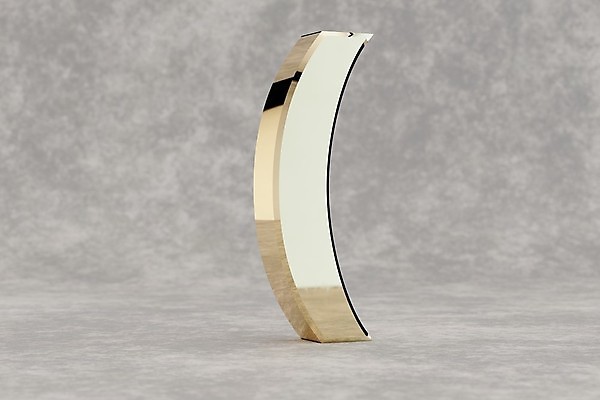 포토 JPG 해외이미지 캐릭터 알파벳 백그라운드 일러스트 사람없음 빛 반짝임 반사 3D 금속 황금 심볼 사인 만들기 광택 타입 고립 콘크리트 해외202008 해외포토 영어 모션 재질 디지털합성 파일형식