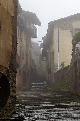 포토 JPG 해외이미지 외관 유럽 벽 건축양식 벽돌 거리 주택 사람없음 야외 건물 조약돌 도시 중세 역사 스페인 신비 과거 장면 타운 옛날 해외202008 해외포토 건축물 건축 나라 컨셉 돌_바위 파일형식