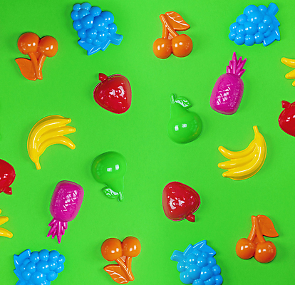 포토 JPG 해외이미지 놀이 딸기 포도 프레임 바나나 사람없음 세트 컬러풀 장난감 체리 파인애플 해외202008 해외포토 컬러 과일 열대과일 파일형식