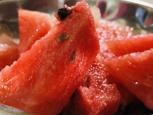 포토 JPG 해외이미지 음식 조각 농업 다이어트 채소 과일 자연 딸기 디저트 수박 건강 사람없음 빨간색 물 신선 달콤 멜론 먹기 날것 내추럴 고립 숙성 맛있는 해외202008 해외포토 자연요소 산업 컬러 모션 맛 생태계 파일형식