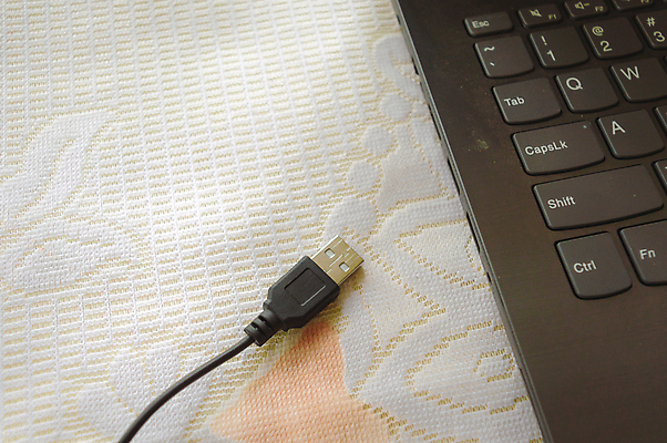 포토 JPG 해외이미지 컨셉 인터넷 통신 무선통신 미래 사람없음 노트북 컴퓨터 태블릿 모니터 자료 횡단보도 연결 철사 공학 해결 전자상거래 인터넷주소 혁명 소셜미디어 정보매체 네트워킹 카피스페이스 해외202008 해외포토 교육 전자제품 스마트기기 공백 네트워크 보행로 파일형식