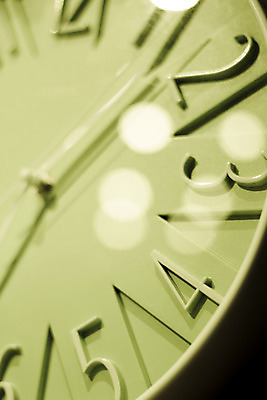 포토 JPG 해외이미지 손 벽 시계 백그라운드 컨셉 비즈니스 부분 사람없음 사무실 숫자 금속 검은색 흰색 시간 10 원형 변화 손목시계 오브젝트 싱글 다이얼 고립 분 해외202008 해외포토 도형 문자 컬러 장신구 재질 신체부위 파일형식