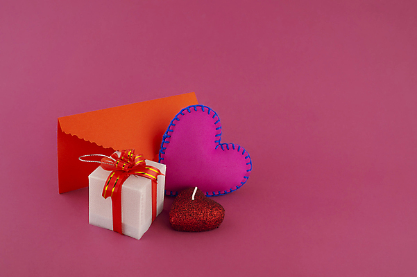 포토 JPG 해외이미지 모양 손 계절 기념일 분홍색 결혼 백그라운드 컨셉 엄마 휴가 봉투 발렌타인데이 선물 사랑 이벤트 사람없음 장식 빨간색 빛 파티 침묵 낭만 수확 하트 축하 직물 인사 신용카드 생일 우아함 심볼 복고 엽서 초대 구성 해외202008 해외포토 감정 컬러 농업 가족 데이이벤트 신체부위 금융 소리 예절 편지 파일형식