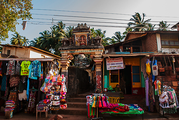 포토 JPG 해외이미지 전통 아시아 어린이 분홍색 여행 오렌지 고추 거리 건조 사람 동양인 소년 사람없음 빨간색 초록색 파란색 컬러풀 노란색 상점 축제 페인트 사발 시장 가루 인도인 향신료 유기농 매움 카레 힌두교 해외202008 해외포토 외국인 웰빙 남자 나라 종교 음식 컬러 채소 과일 인종 사기그릇 맛 향미료 파일형식