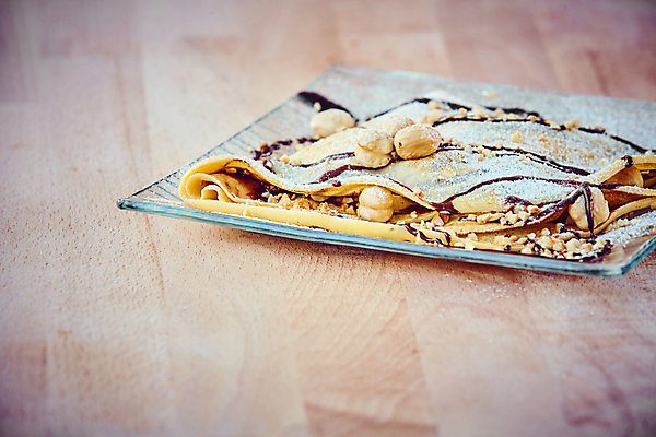 포토 JPG 해외이미지 전통 음식 백그라운드 다이어트 디저트 바나나 건강 요리 사람없음 목재 빨간색 갈색 초콜릿 식사 흰색 신선 달콤 맛 아침식사 크림 메뉴 시럽 맛있는 해외202008 해외포토 나무 컬러 컨셉 과일 재료 파일형식