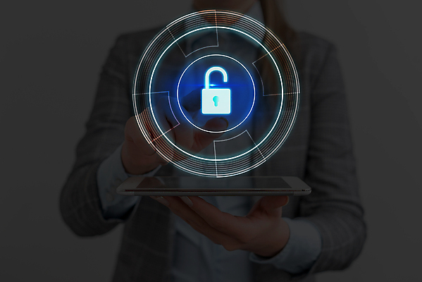 포토 JPG 해외이미지 컨셉 인터넷 비즈니스 통신 자물쇠 안전 사람없음 그래픽 스마트폰 컴퓨터 디지털 스크린 자료 웹 정보 네트워크 속임수 방어 바이러스 암호 어플리케이션 보호 연결 사이버 무선전화기 스마트 잠금 보안 시스템 방패 온라인 방화벽 백신 사생활 소프트웨어 제어 프로그램 해외202008 해외포토 의학 어류 전자제품 핸드폰 스마트기기 전화기 파일형식