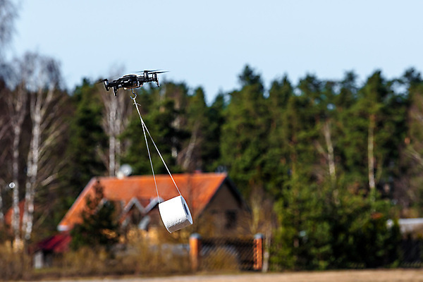 포토 JPG 해외이미지 종이 백그라운드 컨셉 비즈니스 가정 교통시설 하늘 미래 안테나 건강 취미 사람없음 카메라 화물 흰색 헬리콥터 위생 로봇 서비스 속도 화장실 프로펠러 롤 부드러움 감시 패키지 멀리 물류 혁명 드론 변기통 분배 위생관리 제어 해외202008 해외포토 컬러 교통 통신 비행기 관리 전자제품 운송업 감각 시설 파일형식