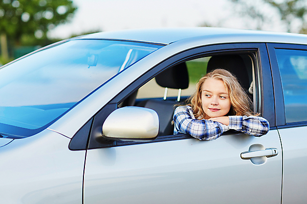 포토 JPG 해외이미지 라이프스타일 행복 유럽 도로 여행 교통시설 자동차 성공 한명 미소 안전 사람 성인 10대 빛 학습 금발 일출 맑음 일몰 운전 벨트 흰색 바퀴 자신감 운전사 긍정 주인 대여 대출 임대 자동 해외202008 해외포토 직업 1 헤어스타일 잡화 교육 감정 나라 길 육상교통 컬러 교통 컨셉 모션 청소년 날씨 표정 생활 금융 경제 노을 시설 파일형식