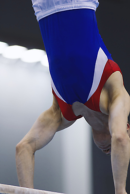 포토 JPG 해외이미지 백인 남자 유럽 스포츠 백그라운드 신체 근육 바닥 건강 이벤트 소년 성인 사람없음 파란색 운동 숫자 힘 경쟁 경기장 공연 반지 바 집중 근육질 쇼 체조 대회 운동가 챔피언 해외202008 해외포토 서양인 문자 나라 어린이 컬러 컨셉 장신구 스포츠시설 사람 몸매 파일형식