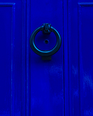 포토 JPG 해외이미지 유럽 조각 여행 백그라운드 건축양식 출입구 손잡이 사람없음 목재 장식 문 금속 수확 골동품 화려 역사 황금 철 묘사 오브젝트 대문 문고리 청동 놋쇠 옛날 스타일 해외202008 해외포토 나무 건축 나라 컨셉 농업 재료 재질 파일형식