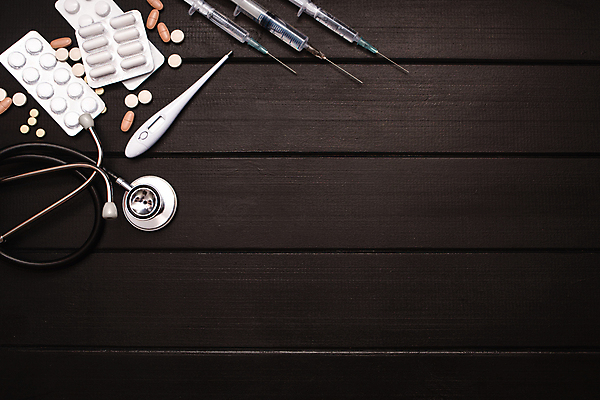 포토 JPG 해외이미지 과학 백그라운드 청진기 건강 병원 실험 주사기 사람없음 목재 알약 약 건강관리 바이러스 질병 온도계 약국 오브젝트 예방 주사약 테라피 조제 내추럴 돌봄 볼록 심장병 치료제 헬프 항생제 많음 해외202008 해외포토 나무 컨셉 재료 의학 의료기기 모션 관리 뷰티 도움 만들기 파일형식