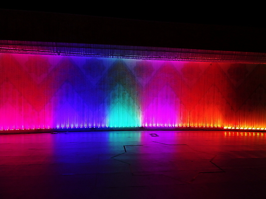 포토 JPG 해외이미지 벽 무지개 전등 미술 사람없음 반사 폭포 야간 질감 아라베스크 아랍어 해외202008 해외포토 자연요소 자연 문화예술 조명 파일형식