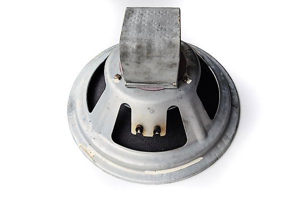 포토 JPG 해외이미지 파도 2 주택 말하기 미술 사람없음 소리 회색 수확 골동품 60대 볼륨 라디오 방송 70대 시끄러움 스테레오 대회 판지 반항 다락방 때리기 보관소 소비에트 스파이 옛날 캡모자 팝 생존 해외202008 해외포토 모자_잡화 노년 바다 컬러 농업 모션 문화예술 건물 전자제품 저장 파일형식