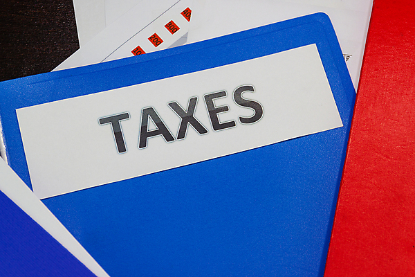 포토 JPG 해외이미지 돈 비즈니스 탁자 사람없음 금융 재산 파일 폴더 회계 세금 해외202008 해외포토 가구 경제 파일형식