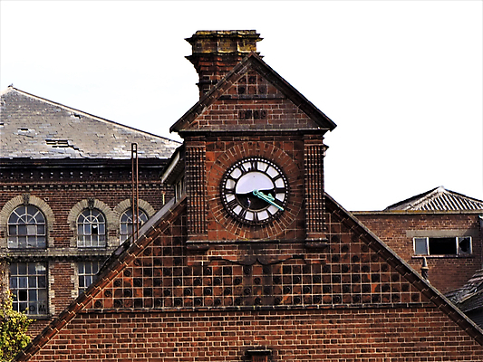 포토 JPG 해외이미지 식물 디자인 외관 산업 벽 건축양식 공장 벽돌 주택 실내 웃음 사람없음 내부 건물 우주 어둠 탐험 수확 도시 버리기 창고 폐허 그런지 깨짐 썩음 옛날 파멸 해외202008 해외포토 건축물 건축 컨셉 농업 공업 모션 표정 파일형식 소멸