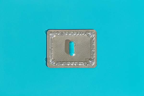 포토 JPG 해외이미지 1 백그라운드 컨셉 건강 사람없음 치료 컬러풀 알약 약 건강관리 활발 고통 의사 바이러스 질병 약국 예방 파란배경 처방 테라피 조제 보충 고립 돌봄 마약 복용 약사 전염병 진통제 해외202008 해외포토 감정 컬러 의학 모션 관리 파란색 뷰티 의료진 만들기 파일형식