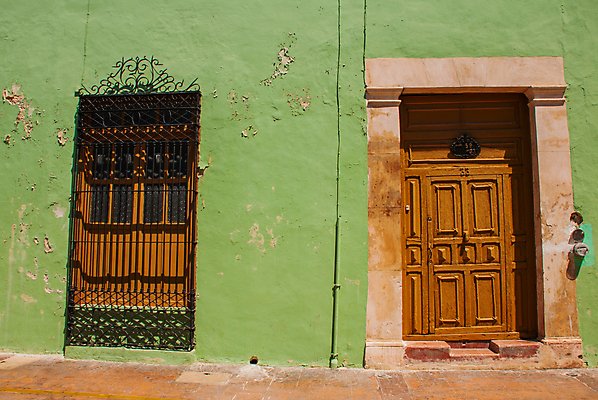 포토 JPG 해외이미지 주간 여행 건축양식 부분 자동차 하늘 거리 멕시코 주택 안테나 미술 사람없음 야외 건물 컬러풀 성당 교회 여행객 미국 종 바위 기둥 도시 행운 역사 12월 포트 타운 스페인어 식민지 옛날 해외202008 해외포토 자연요소 건축물 건축 육상교통 컬러 컨셉 북아메리카 통신 종교건축 문화예술 사람 돌_바위 날짜 파일형식