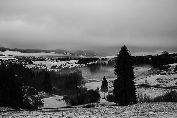 포토 JPG 해외이미지 나무 구름 계절 유럽 여행 겨울 자연 하늘 날씨 휴가 산 파노라마 풍경 사람없음 야외 걷기 맑음 이탈리아 산책 트래킹 하이킹 흰색 서리 종탑 내추럴 절정 눈내림 해외202008 해외포토 자연요소 식물 나라 컬러 모션 레저 휴식 눈_날씨 촬영기법 탑 생태계 파일형식