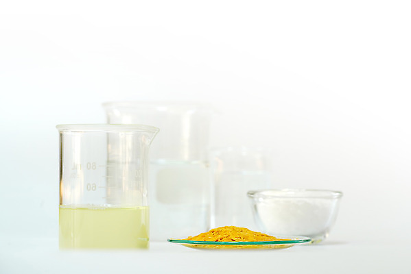 포토 JPG 해외이미지 과학 재료 유리 탁자 병원 실험 사람없음 치료 약 노란색 화장품 고통 젖음 흰색 투명 액체 실험실 질병 컨테이너 약국 피부 순수 오브젝트 유기농 비커 비타민 조제 내추럴 고립 돌봄 화학물질 항생제 카피스페이스 해외202008 해외포토 웰빙 감정 산업 컬러 가구 컨셉 의학 모션 재질 실험기구 신체부위 뷰티 공백 화학 만들기 영양소 파일형식