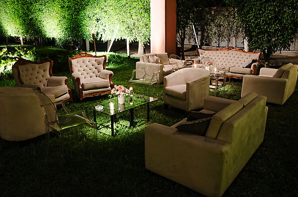 포토 JPG 해외이미지 디자인 꽃잎 꽃 결혼 백그라운드 과일 결혼식 사랑 사람없음 야외 목재 장식 장미 파티 낭만 수확 흰색 신선 인도인 접수 스타일 해외202008 해외포토 외국인 나무 식물 감정 컬러 컨셉 농업 재료 동양인 이벤트 파일형식